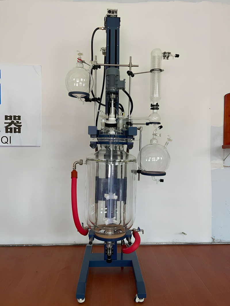 shengjiangfanyyingfu.jpg shengjiangfanyyingfu.jpg